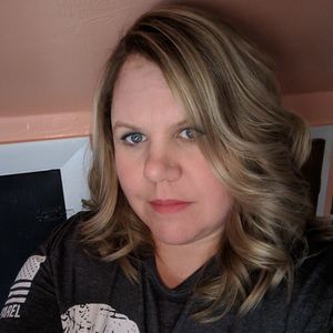 Meet your Posher, Michele